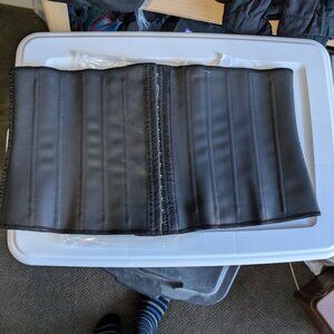 Yianna waist cincher, size 6X